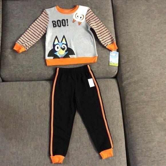 MOOSE Toddler Boys Bluey Bingo Halloween Fleece Sweatshirt and Bottom Set 2T - Picture 5 of 16